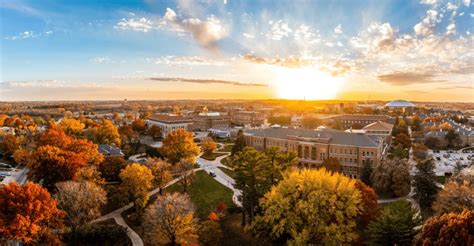 Uni cedar falls - The University of Northern Iowa is a top public university in Cedar Falls, Iowa, offering undergraduate and graduate degrees in business, health, education, technology, science, and art. 